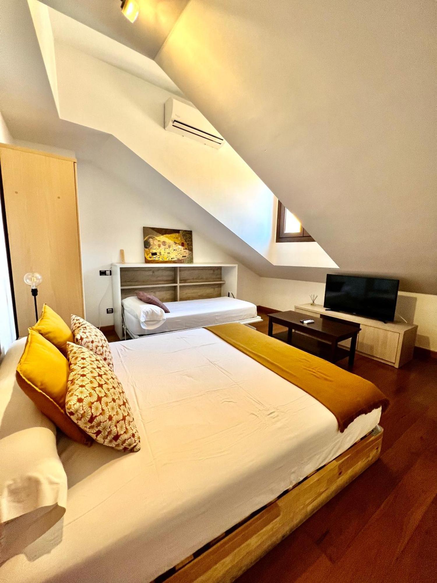 Apartamentos San Antonio Aranda de Duero Dış mekan fotoğraf